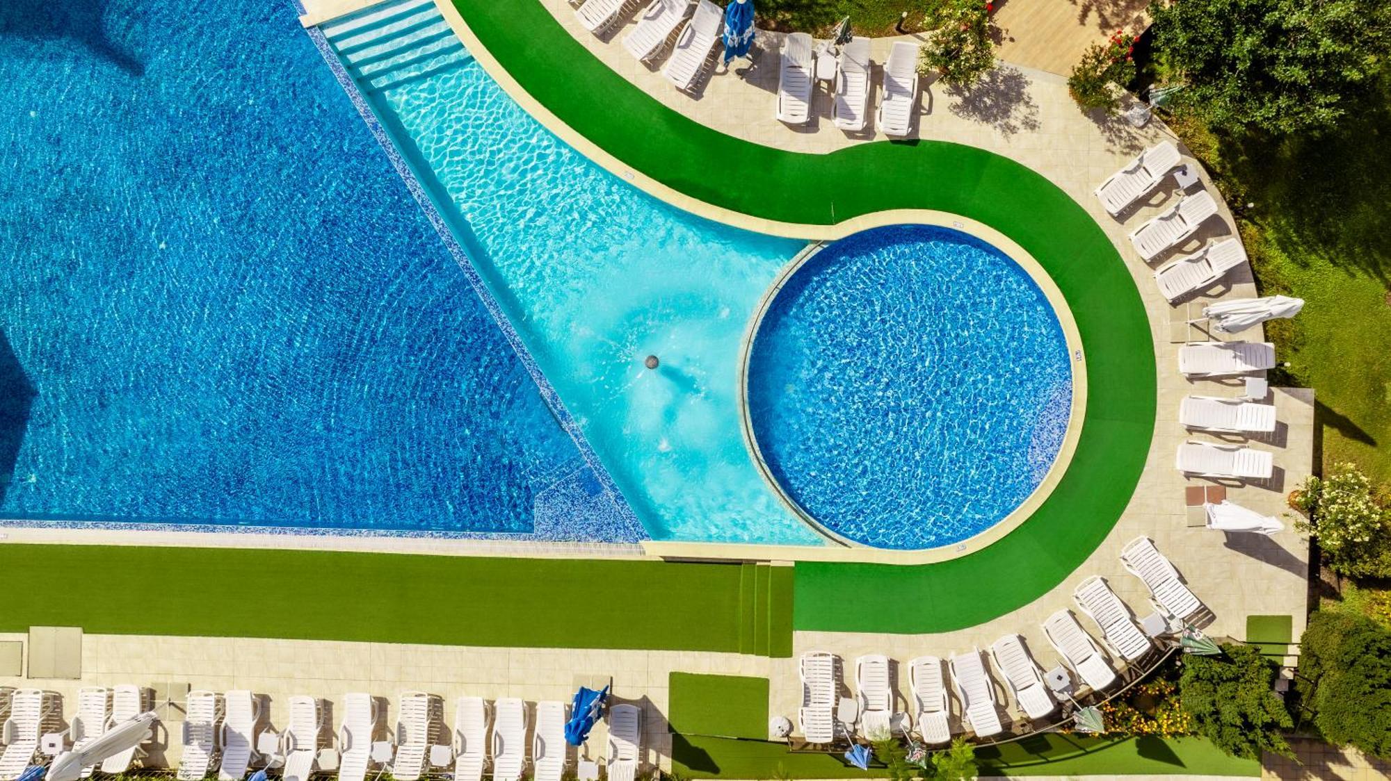 Aparthotel Prestige Ii 3*