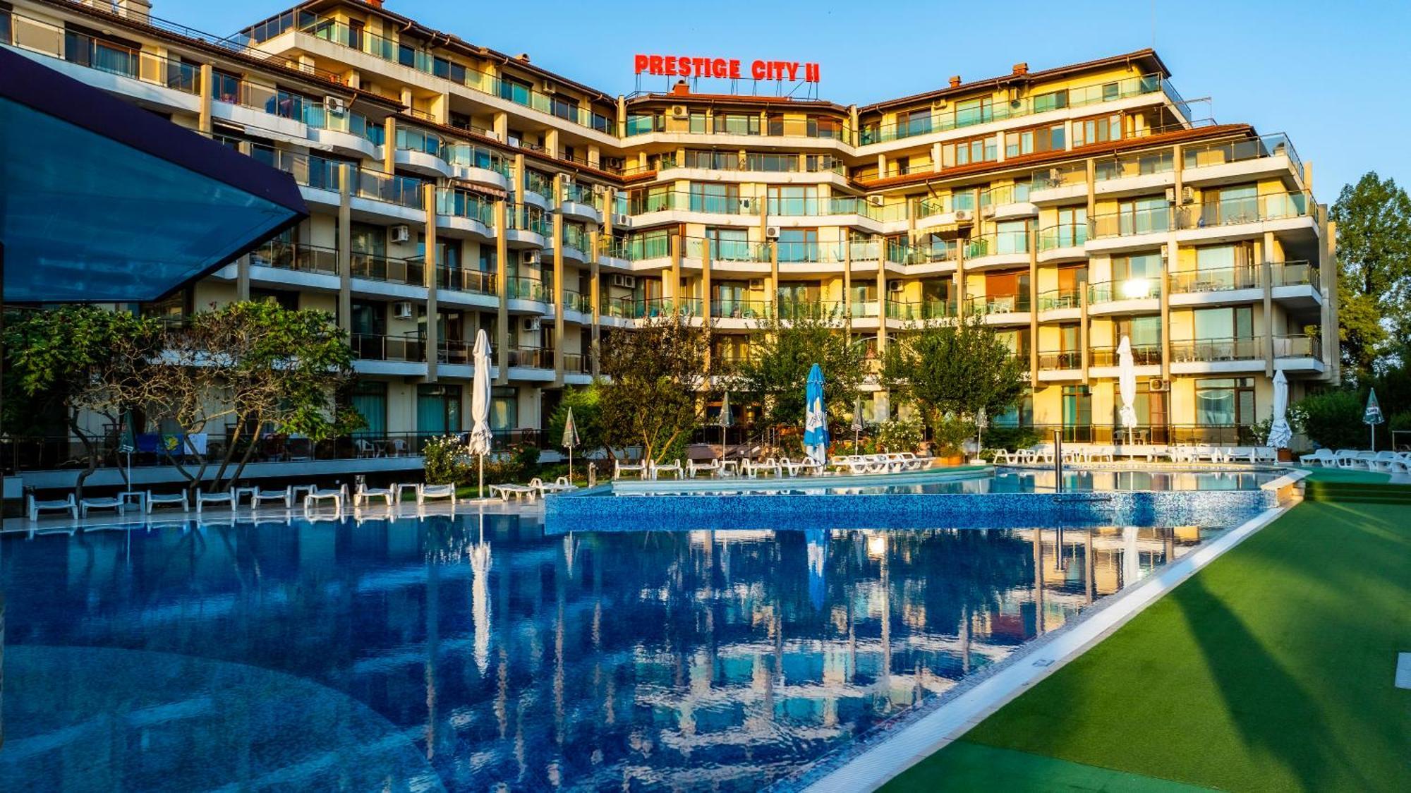 Aparthotel Prestige Ii