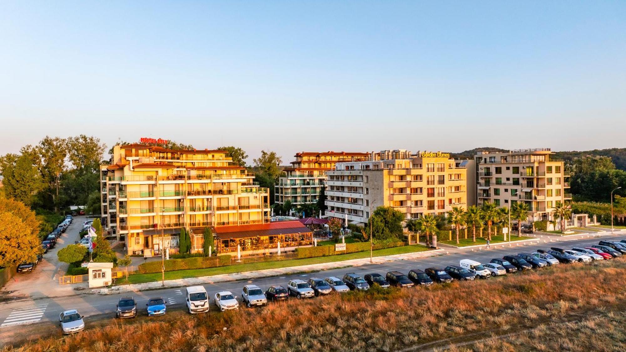 Aparthotel Prestige Ii 3*